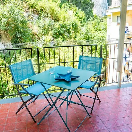 La Casetta Linda - New 2 Bedroom Apt In Sorrento With Seaview Terrace Exterior photo