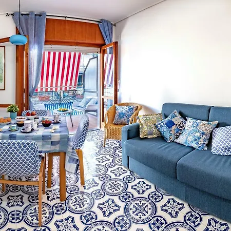 La Casetta Linda - New 2 Bedroom Apt In Sorrento With Seaview Terrace Exterior photo