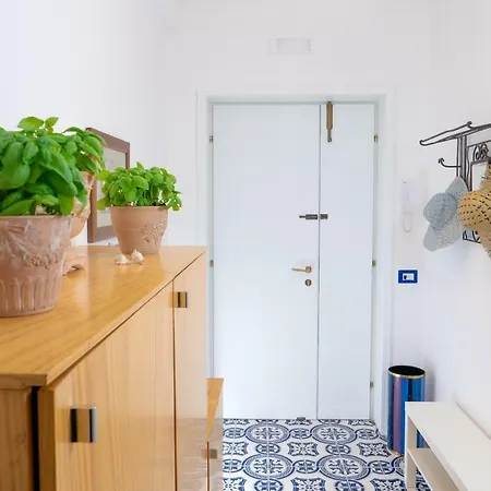 La Casetta Linda - New 2 Bedroom Apt In Sorrento With Seaview Terrace Exterior photo