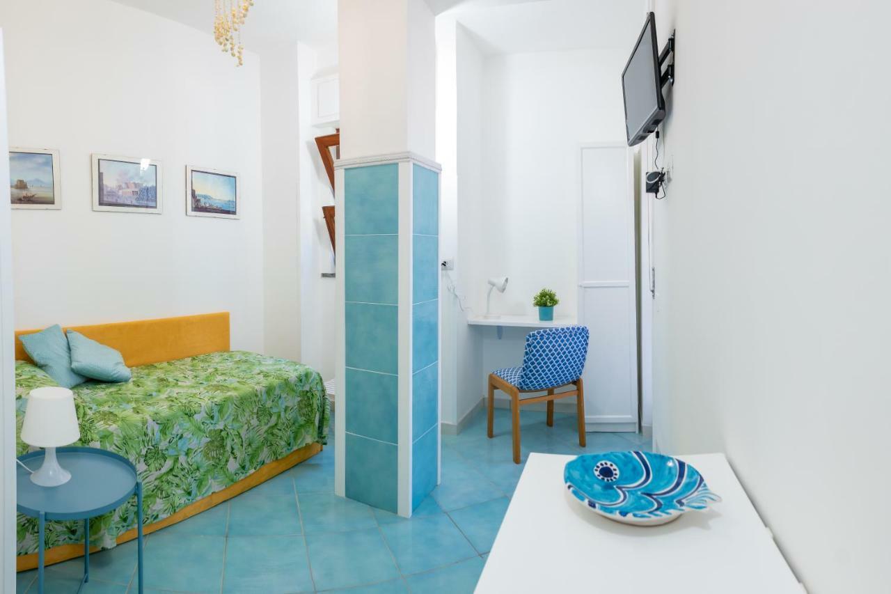 Appartamento La Casetta Linda - New 2 Bedroom In With Seaview Terrace *