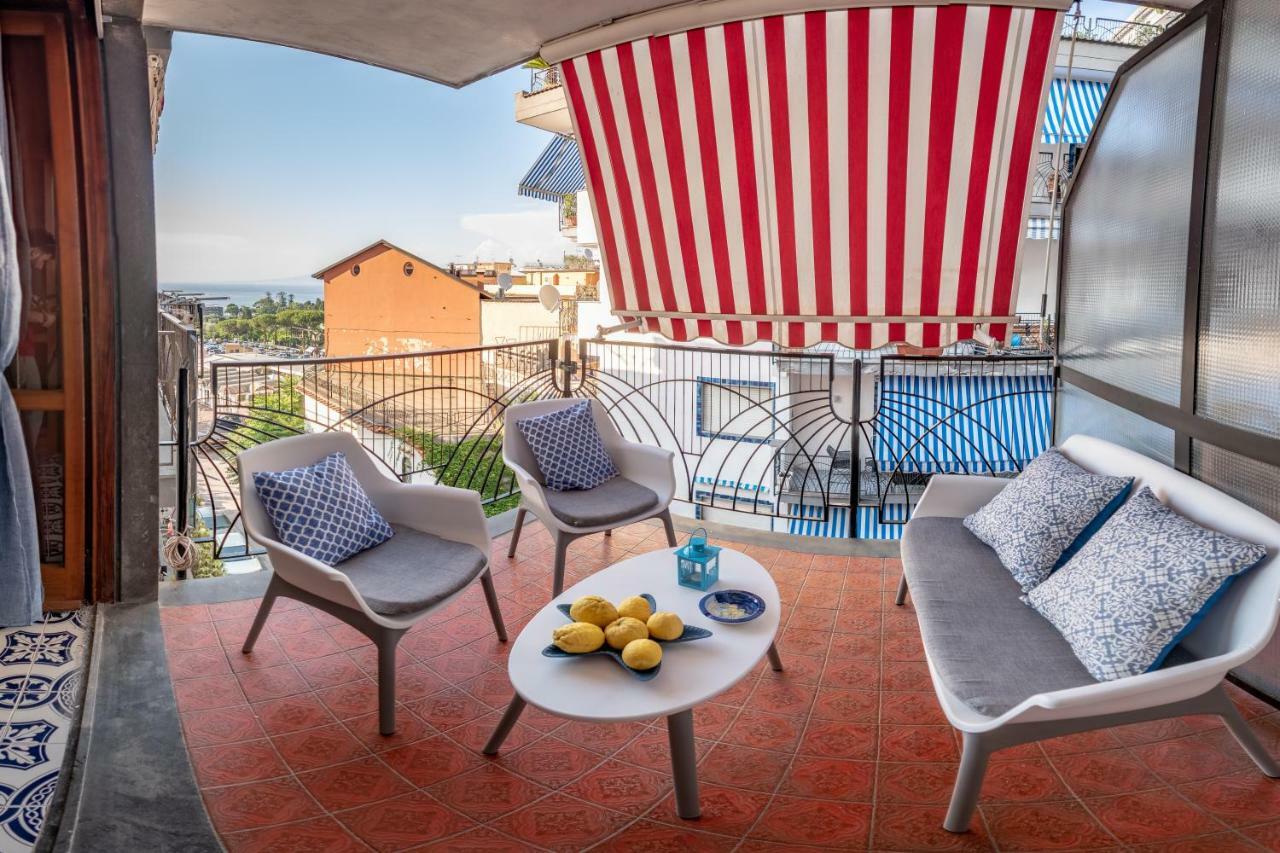 La Casetta Linda - New 2 Bedroom In With Seaview Terrace Appartamento Sorrento